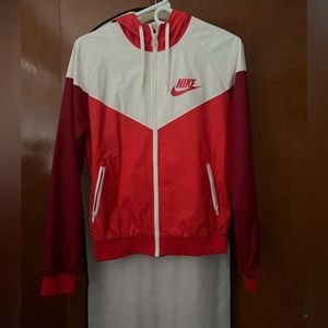 Nike windbreaker jacket in red & white, size medium